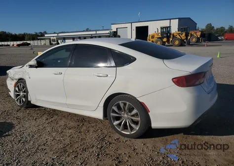 2015 Chrysler 200 S z USA, uszkodzony, nr VIN 1C3CCCBB3FN587573